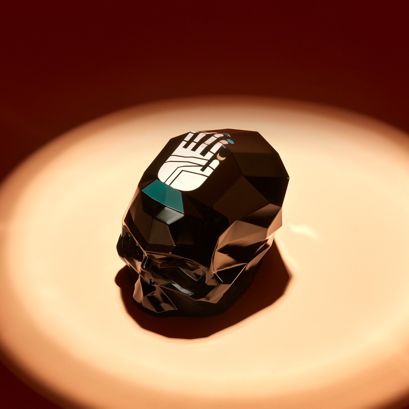 Memento Mori Rock & Pop Faceted Skull Large by Luca Font