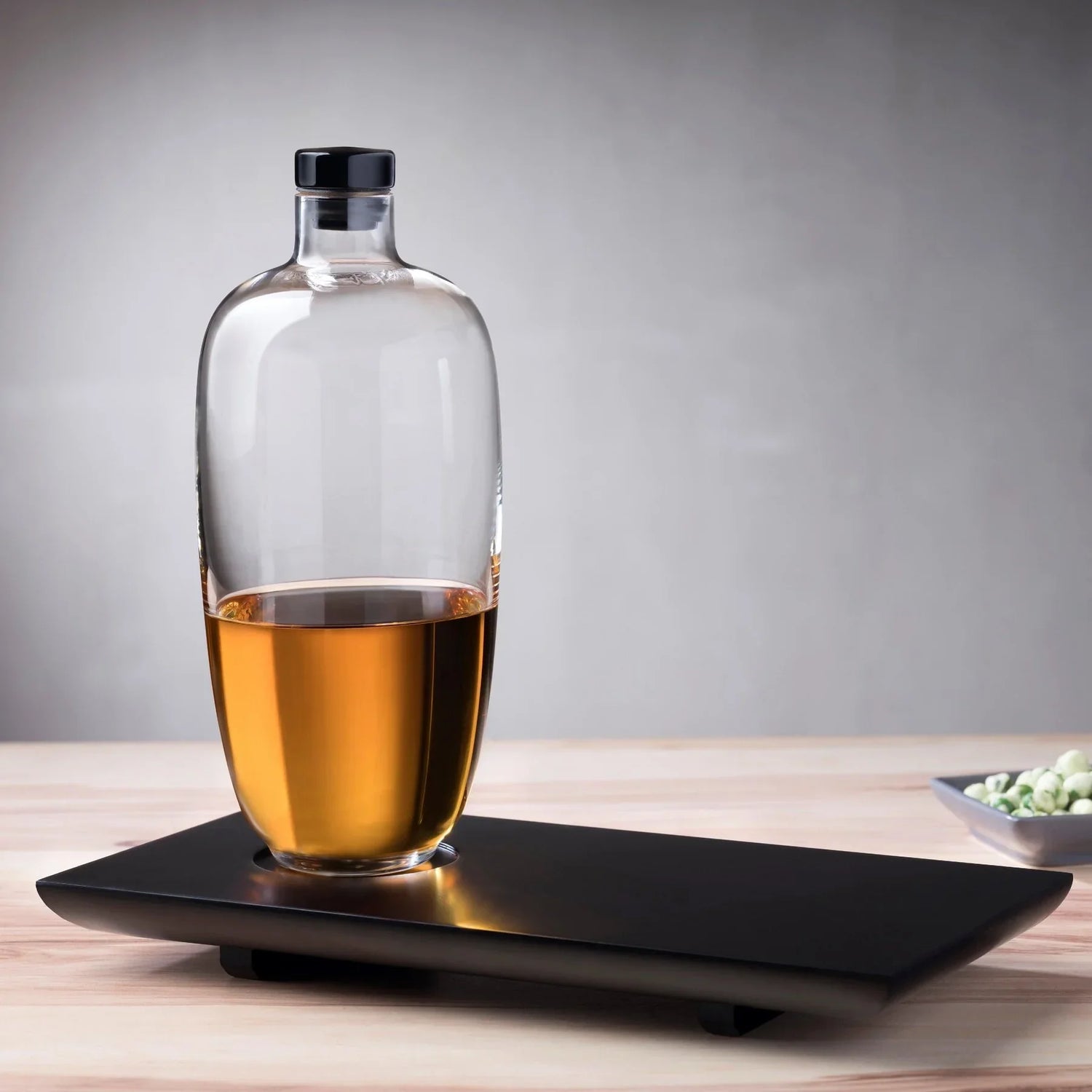 Malt Whisky Bottle Tall with Wooden Tray - NUDE EU