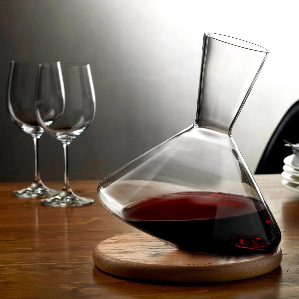 Balance Wine Decanter With Wooden Base - NUDE EU