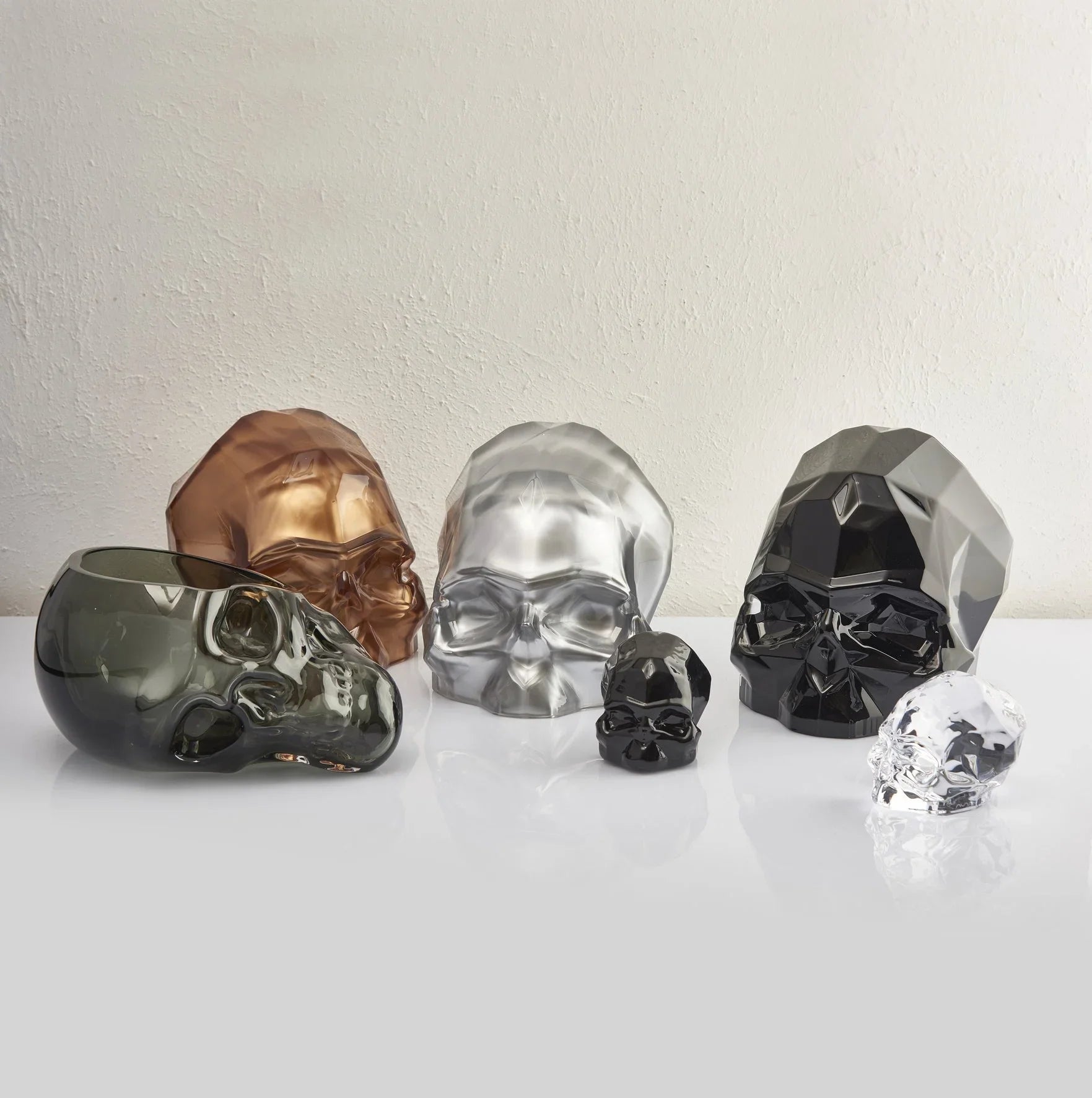 Memento Mori Faceted Skull Clear Small - NUDE EU